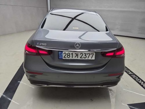 벤츠 E-클래스 W213 E250 아방가르드 사진 3