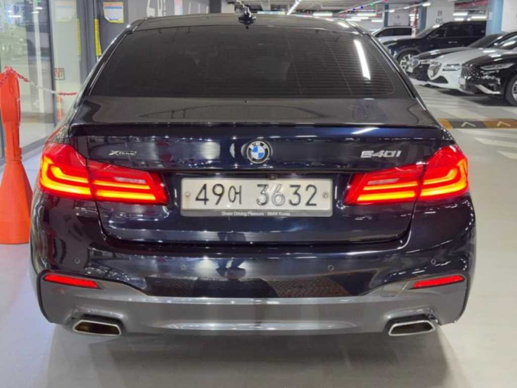 BMW 5시리즈 (G30) 540i xDrive M 스포츠 플러스 사진 5