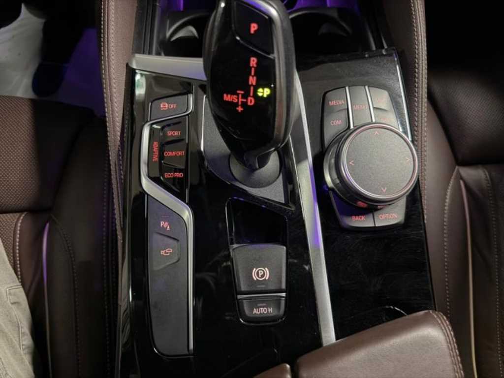 BMW 5시리즈 (G30) 540i xDrive M 스포츠 플러스 사진 12