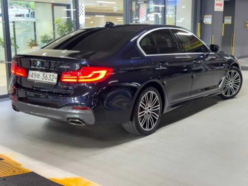 BMW 5시리즈 (G30) 540i xDrive M 스포츠 플러스 사진 4