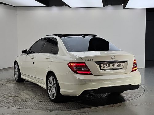 벤츠 C클래스 W204 C200 CGI 아방가르드 사진 3