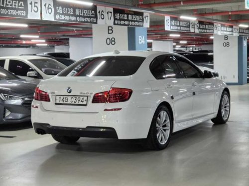 BMW 5시리즈 (F10) 520d xDrive M 에어로다이나믹 사진 3