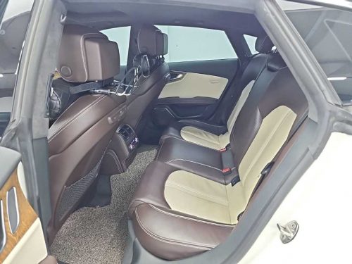 아우디 A7 55 TDI 콰트로 익스클루시브 사진 12