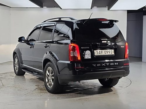 KG모빌리티(쌍용) 렉스턴W 2.2 4WD 노블레스 사진 3