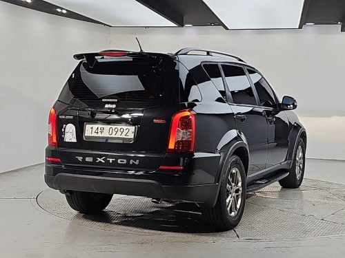 KG모빌리티(쌍용) 렉스턴W 2.2 4WD 노블레스 사진 4