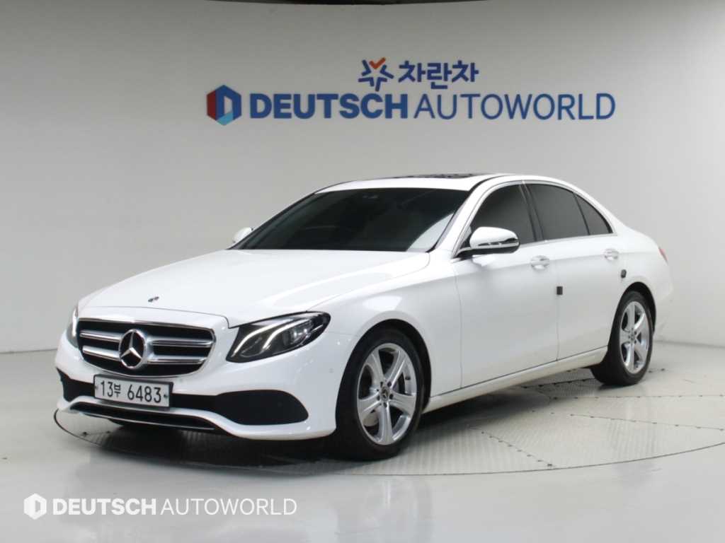 벤츠 E-클래스 W213 E200 아방가르드 사진 1
