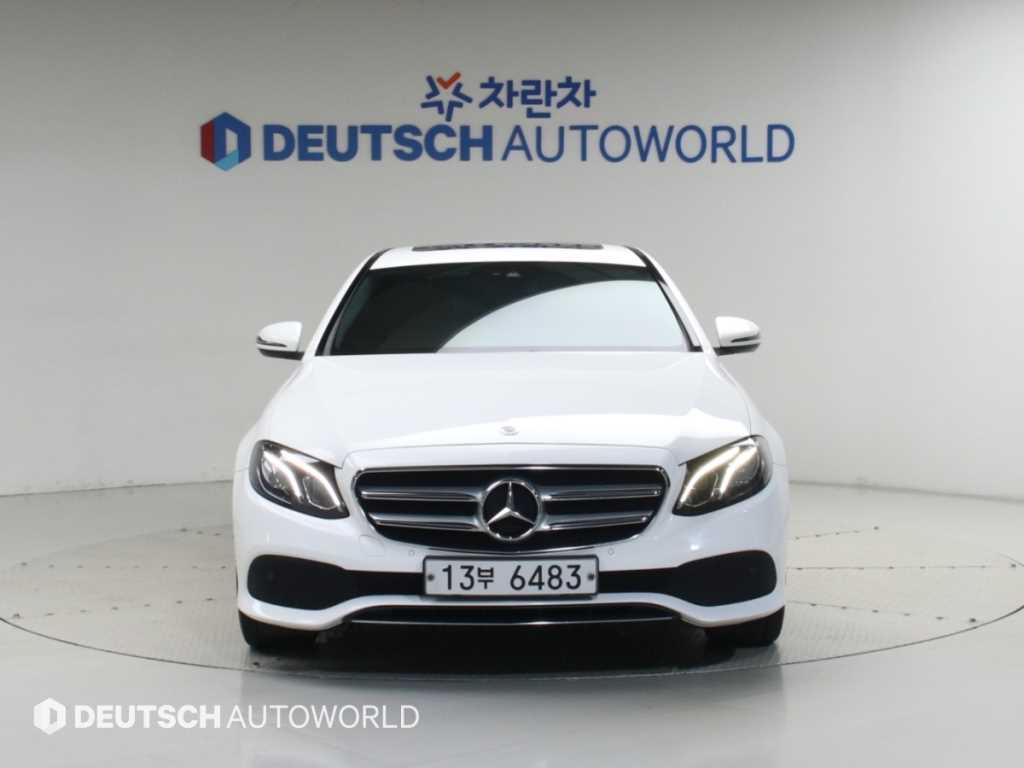 벤츠 E-클래스 W213 E200 아방가르드 사진 3