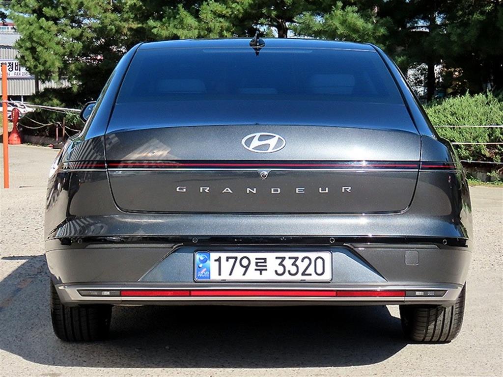 현대 그랜저 (GN7) 가솔린 2.5 2WD 사진 4