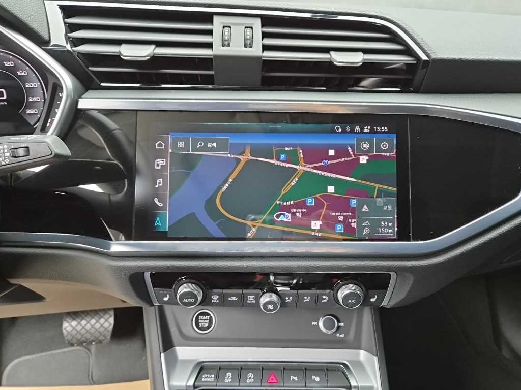 아우디 Q3 (F3) 35 TDI 스포트백 사진 12