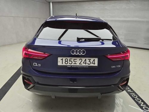 아우디 Q3 (F3) 35 TDI 스포트백 사진 3