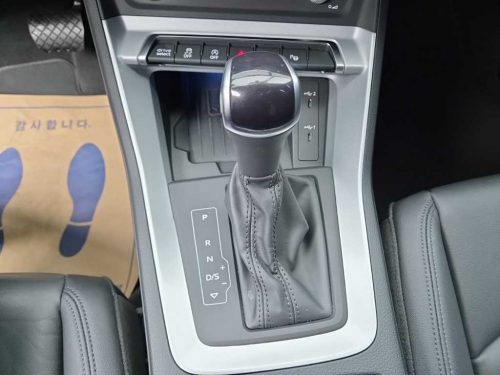 아우디 Q3 (F3) 35 TDI 사진 10