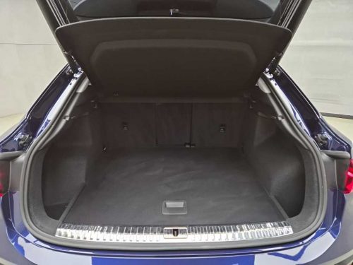 아우디 Q3 (F3) 35 TDI 사진 16