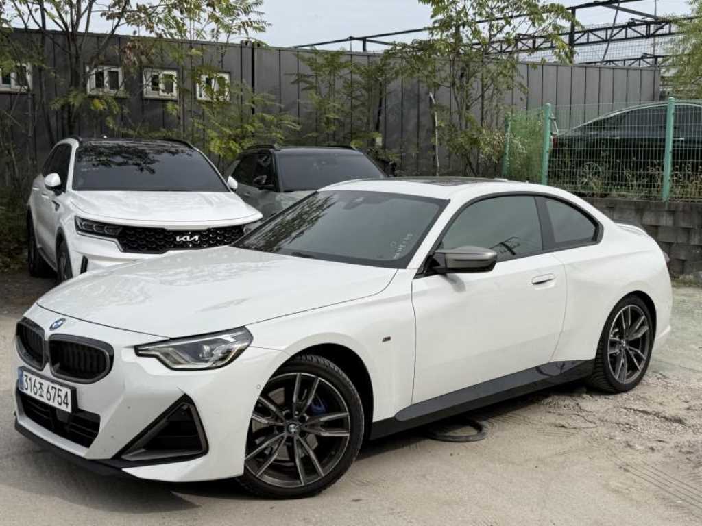 BMW 2시리즈 (G42) M240i xDrive 쿠페 사진 1