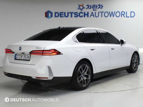 BMW 5시리즈 (G60) 520i 사진 2