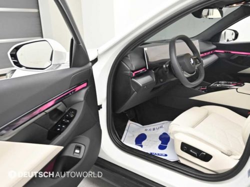 BMW 5시리즈 (G60) 520i 사진 11