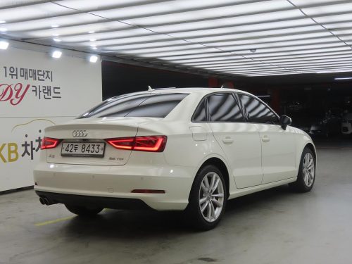 아우디 뉴 A3 35 TDI 다이나믹 사진 모두보기