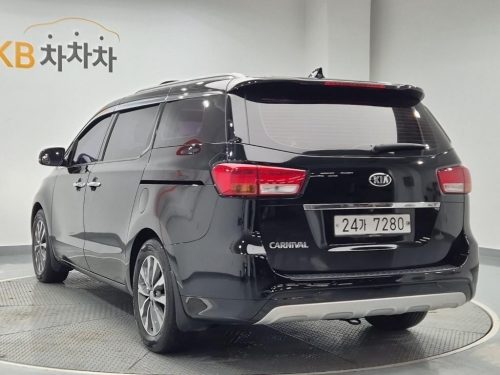 기아 올 뉴 카니발 디젤 9인승 럭셔리 사진 2