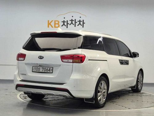 기아 올 뉴 카니발 디젤 9인승 프레스티지 사진 3