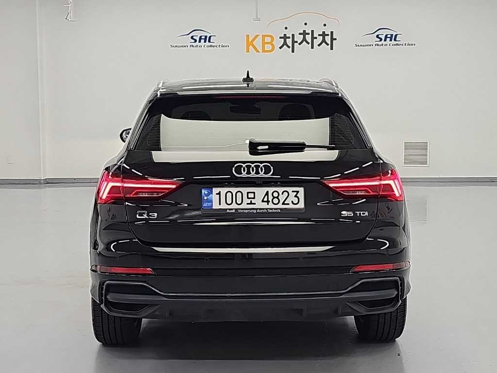 아우디 Q3 (F3) 35 TDI 사진 3