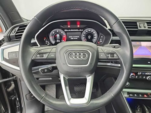 아우디 Q3 (F3) 35 TDI 스포트백 사진 9