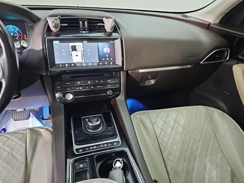 재규어 F-PACE 20d 프레스티지 사진 10