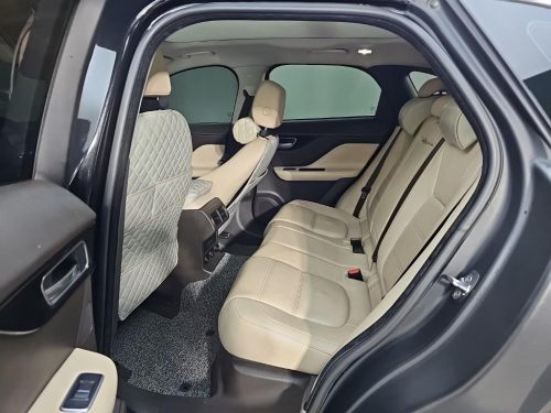 재규어 F-PACE 20d 프레스티지 사진 12