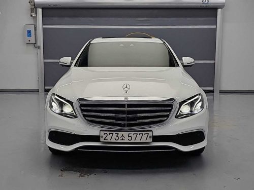벤츠 E-클래스 W213 E300 4MATIC 익스클루시브 사진 2