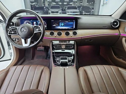 벤츠 E-클래스 W213 E300 4MATIC 익스클루시브 사진 모두보기