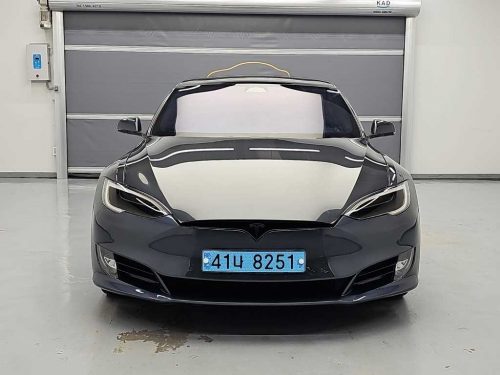 테슬라 모델 S 90D 사진 2