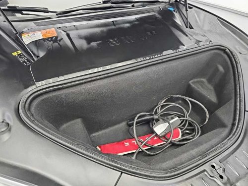 테슬라 모델 S 90D 사진 5