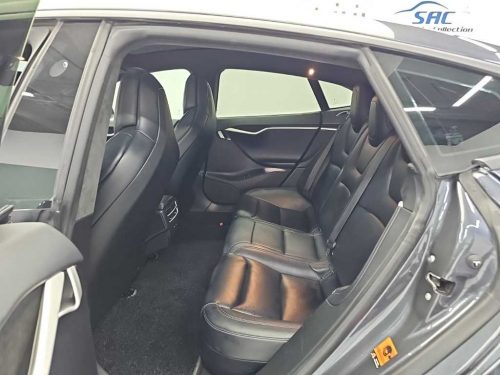 테슬라 모델 S 90D 사진 12