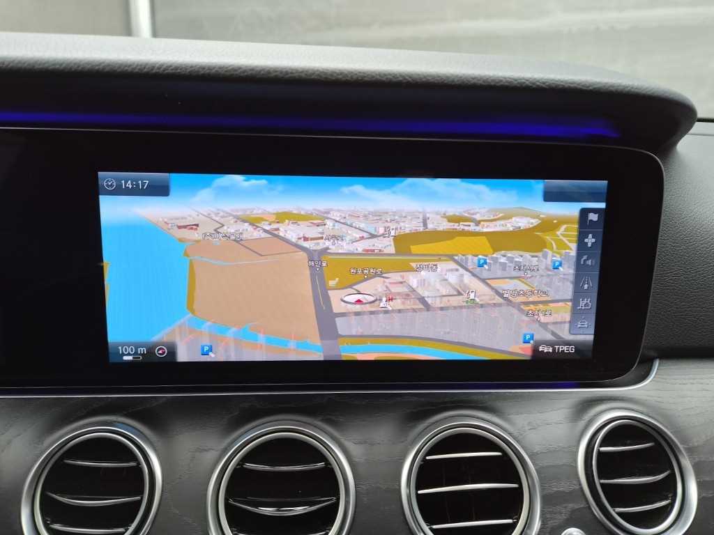 벤츠 E-클래스 W213 E300 아방가르드 사진 13