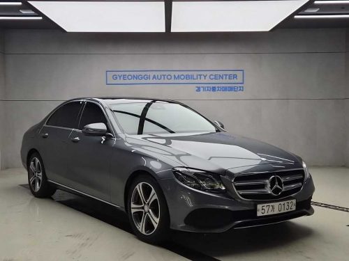 벤츠 E-클래스 W213 E300 아방가르드