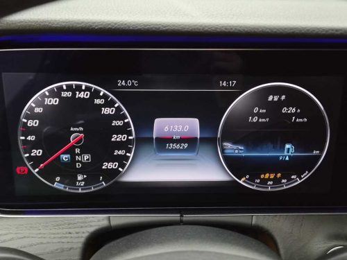 벤츠 E-클래스 W213 E300 4MATIC 아방가르드 사진 8