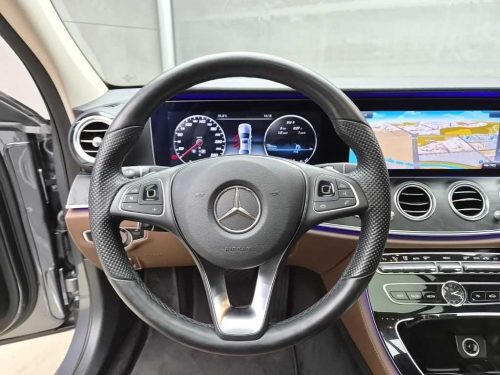 벤츠 E-클래스 W213 E300 4MATIC 아방가르드 사진 9