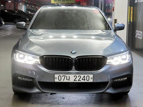 BMW 5시리즈 (G30) 530i xDrive M 스포츠 플러스 사진 2