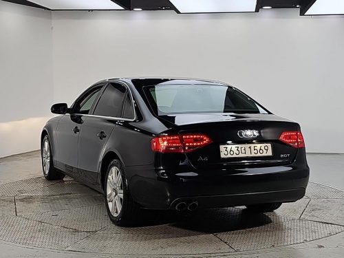 아우디 뉴 A4 2.0 TFSI 사진 3