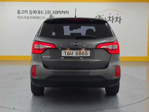 기아 뉴 쏘렌토 R 2WD 2.0 리미티드 사진 3