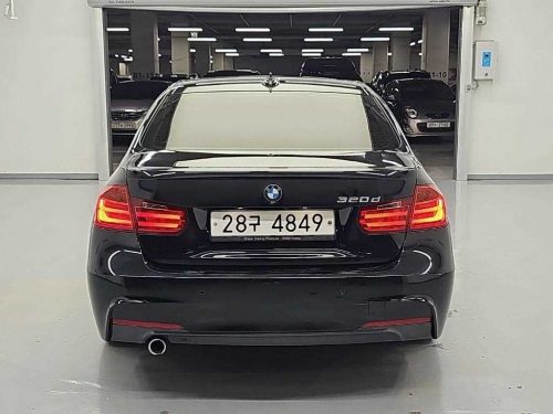 BMW 3시리즈 (F30) 320d M 퍼포먼스 에디션 사진 3
