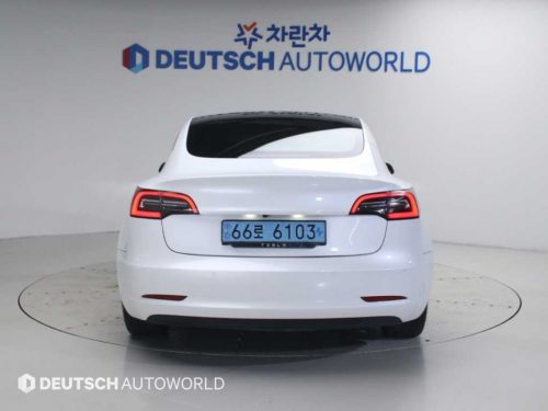 테슬라 모델 3 롱 레인지 사진 모두보기