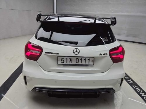 벤츠 A클래스 W176 A45 AMG 4MATIC 사진 3