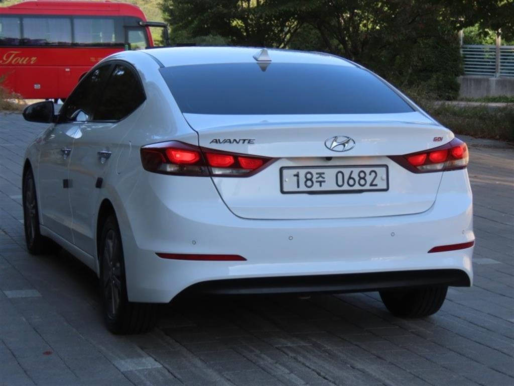 현대 아반떼 AD 1.6 GDI 모던 사진 4