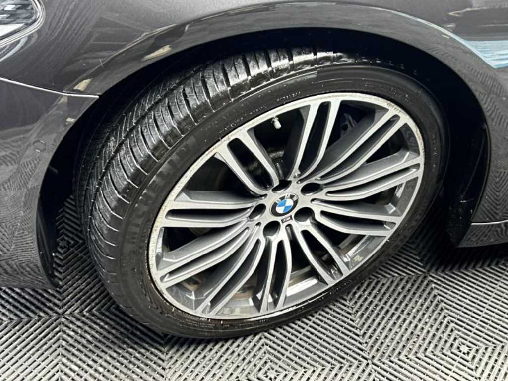 BMW 5시리즈 (G30) 530i xDrive M 스포츠 사진 20