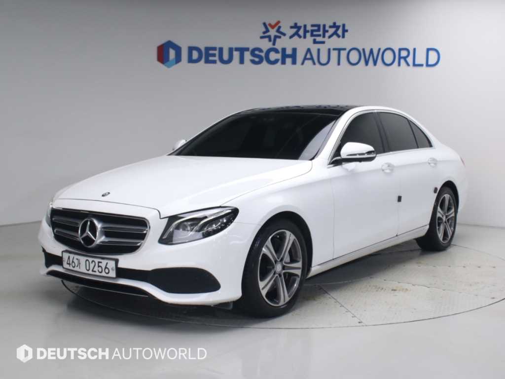 벤츠 E-클래스 W213 E300 4MATIC 아방가르드