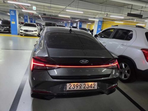 Hyundai Avante (CN7) 1.6 Inspiration photo 2