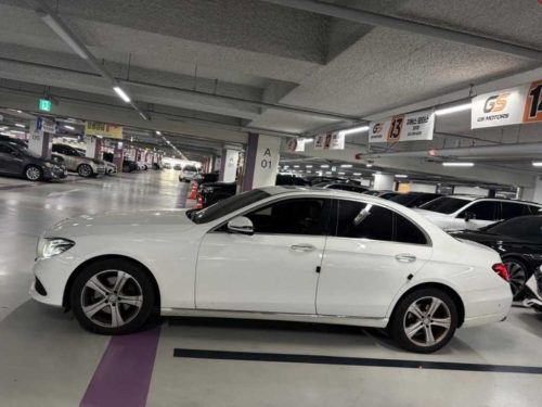 벤츠 E-클래스 W213 E220d 아방가르드 사진 4