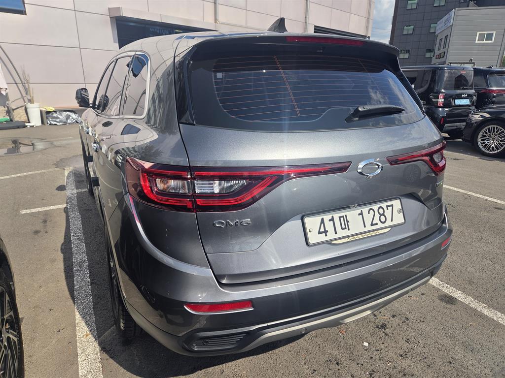 르노코리아(삼성) 더뉴QM6 2.0 LPe LE 2WD 사진 3