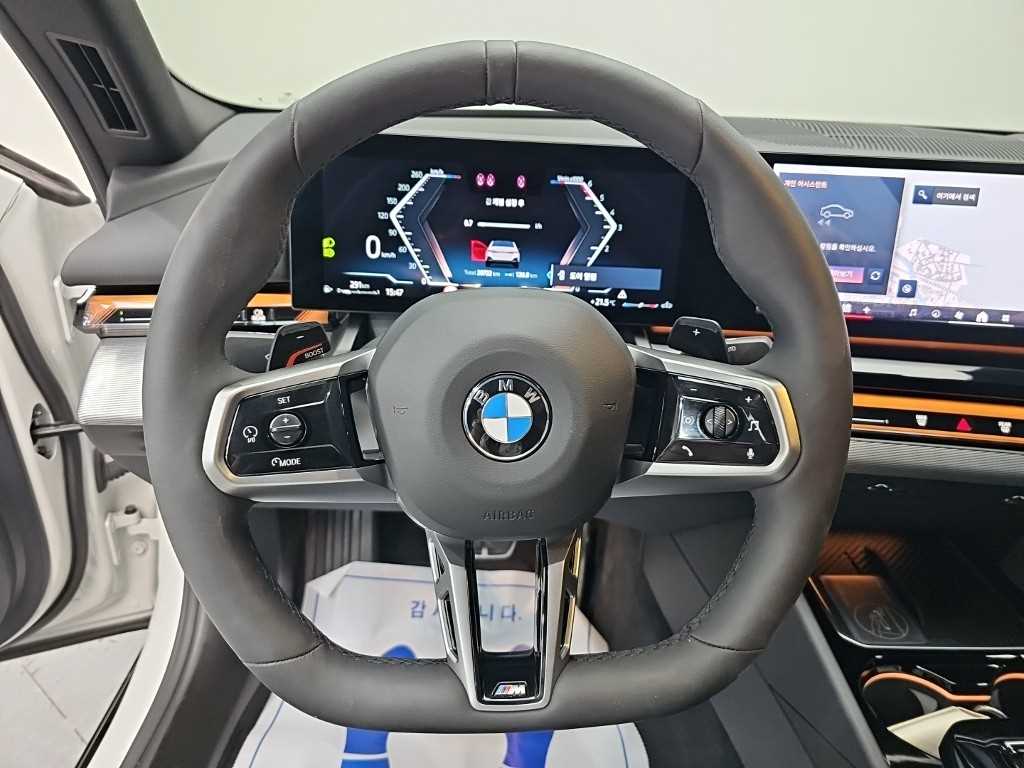 BMW 5시리즈 (G60) 523d 사진 9