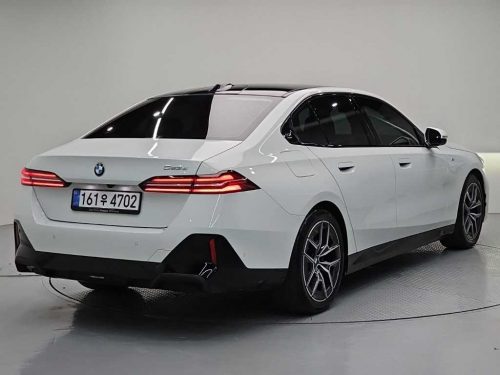 BMW 5시리즈 (G60) 523d 사진 4