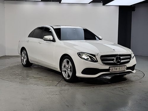 벤츠 E-클래스 W213 E200 아방가르드 사진 2